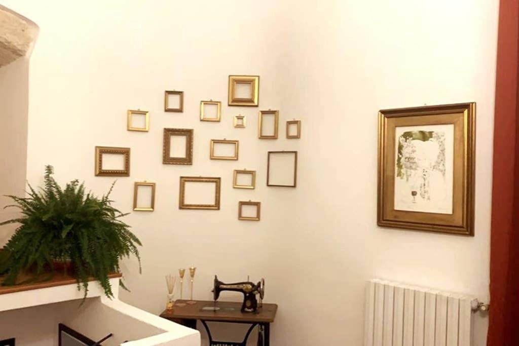 Corte Middorusso Bari Buitenkant foto