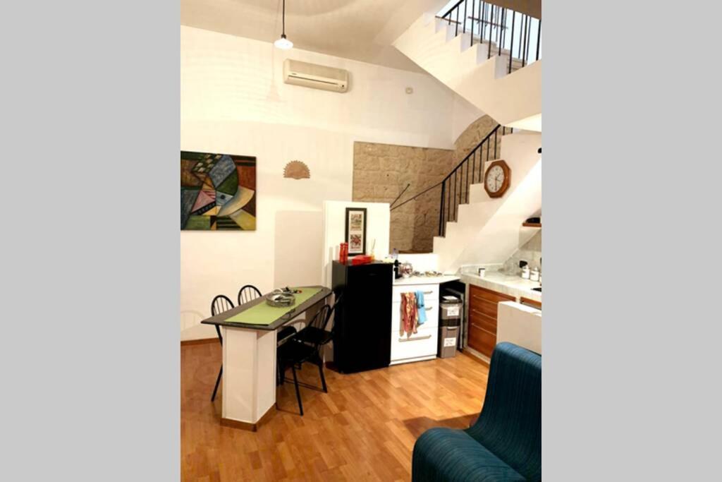 Corte Middorusso Bari Buitenkant foto