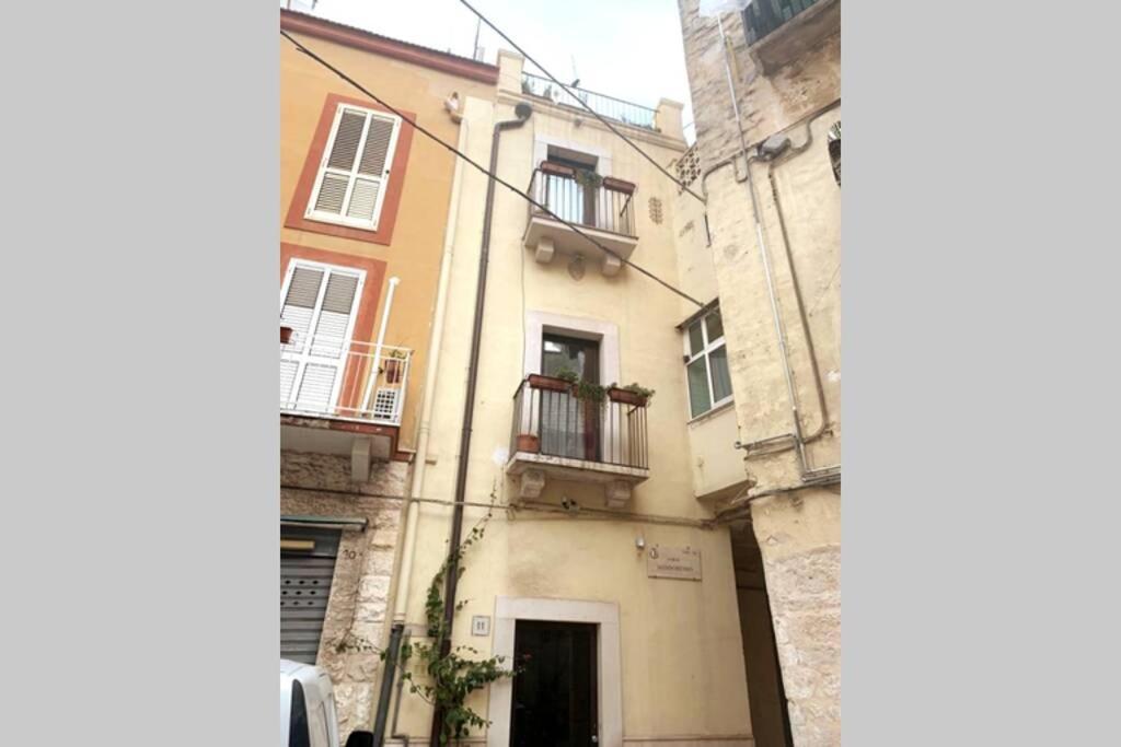 Corte Middorusso Bari Buitenkant foto